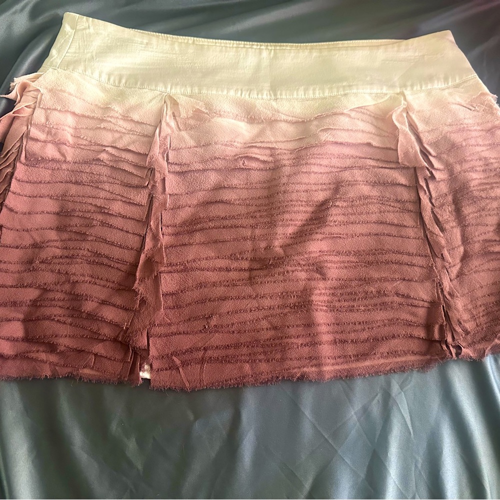 Small Bebe skirt, ruffled, ombré look